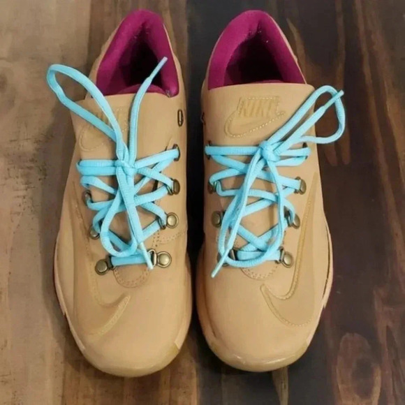 Nike KD 6 EXT Gum Limited Edition Sneakers - Picture 3 of 16